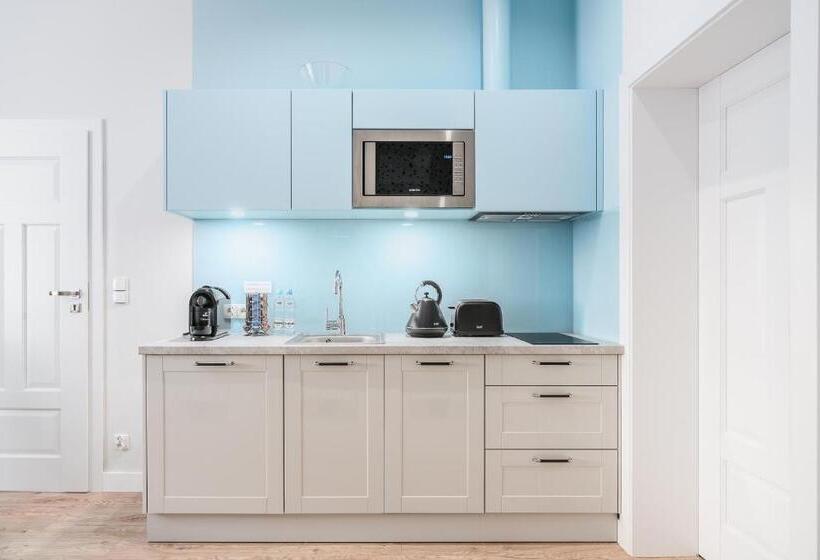 Sanhaus Apartments   Fiszera 6