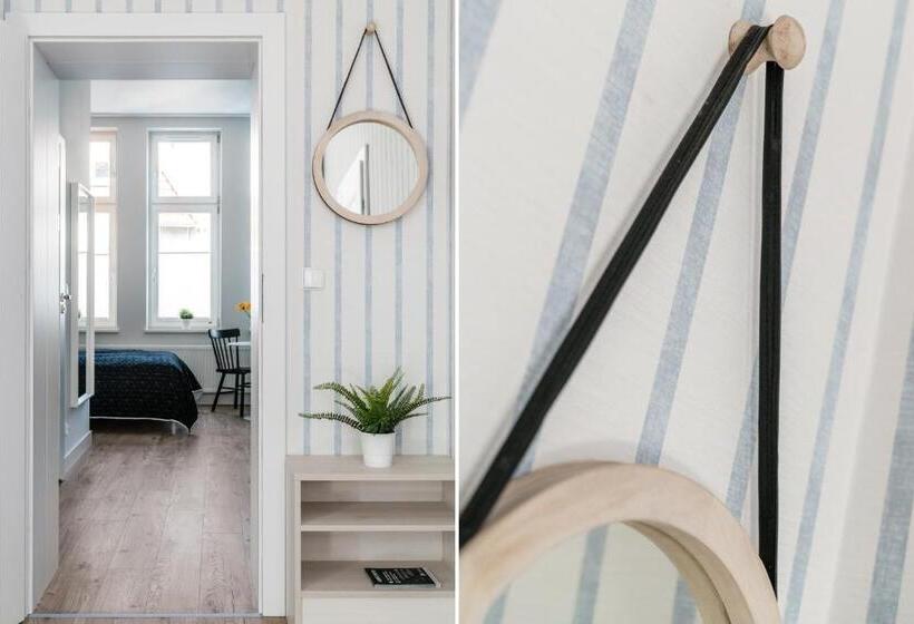 Sanhaus Apartments   Fiszera 6