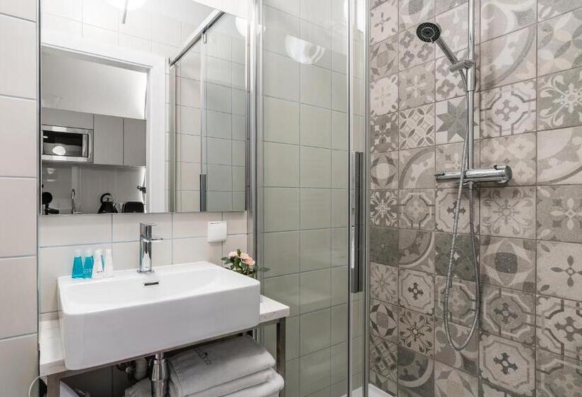 Sanhaus Apartments   Fiszera 6