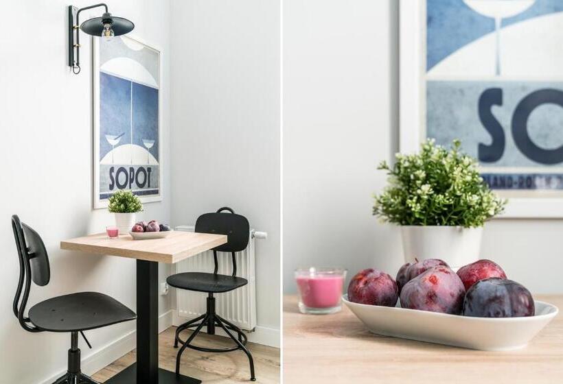 Sanhaus Apartments   Fiszera 6