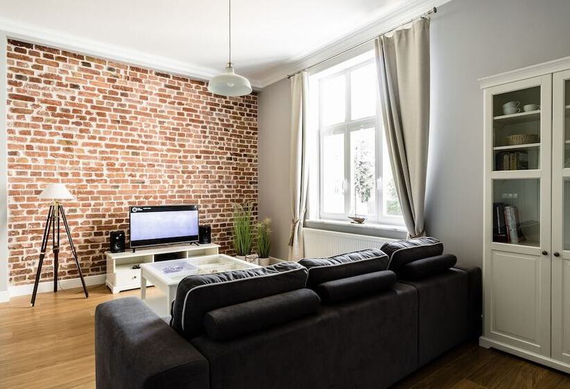 Sanhaus Apartments   Fiszera 6