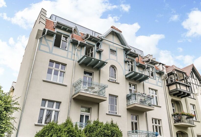 Sanhaus Apartments   Parkowa 44