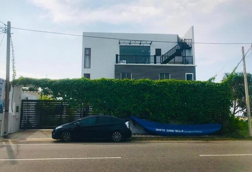 White Sand Villa   Beach Front