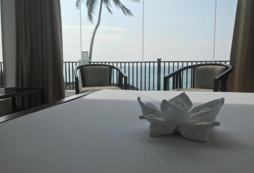 White Sand Villa   Beach Front