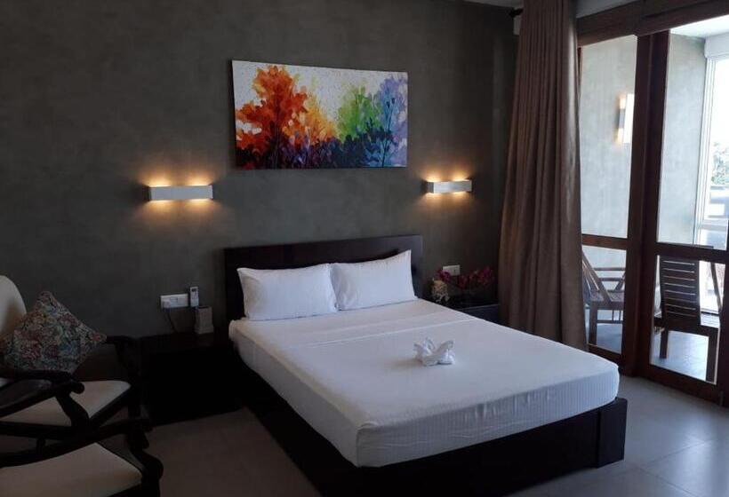 White Sand Villa   Beach Front