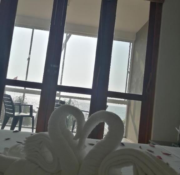 White Sand Villa   Beach Front