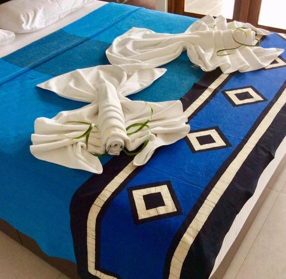 White Sand Villa   Beach Front