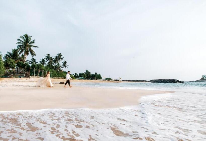 White Sand Villa   Beach Front