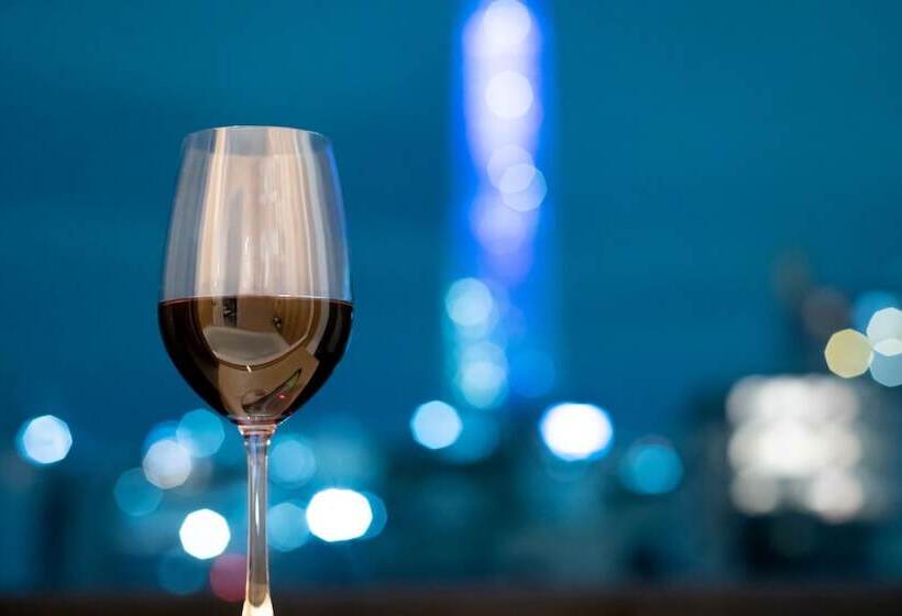 הוסטל Playsis East Tokyo