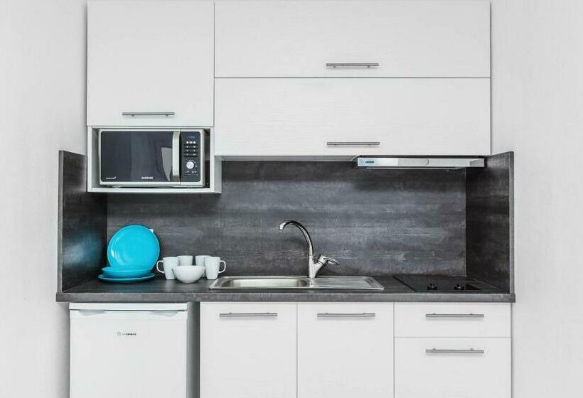 Asterias Premium Holiday Apartments