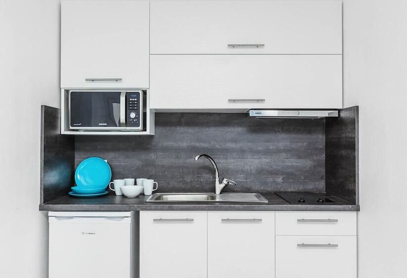 Asterias Premium Holiday Apartments