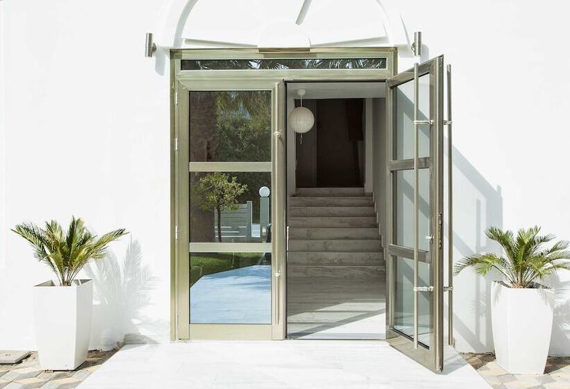 Asterias Premium Holiday Apartments