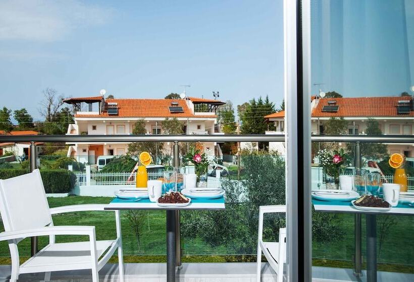Asterias Premium Holiday Apartments