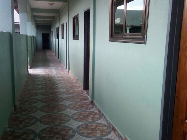 צימר Batavia Lodge