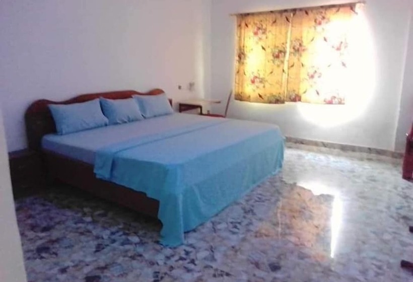 צימר Batavia Lodge