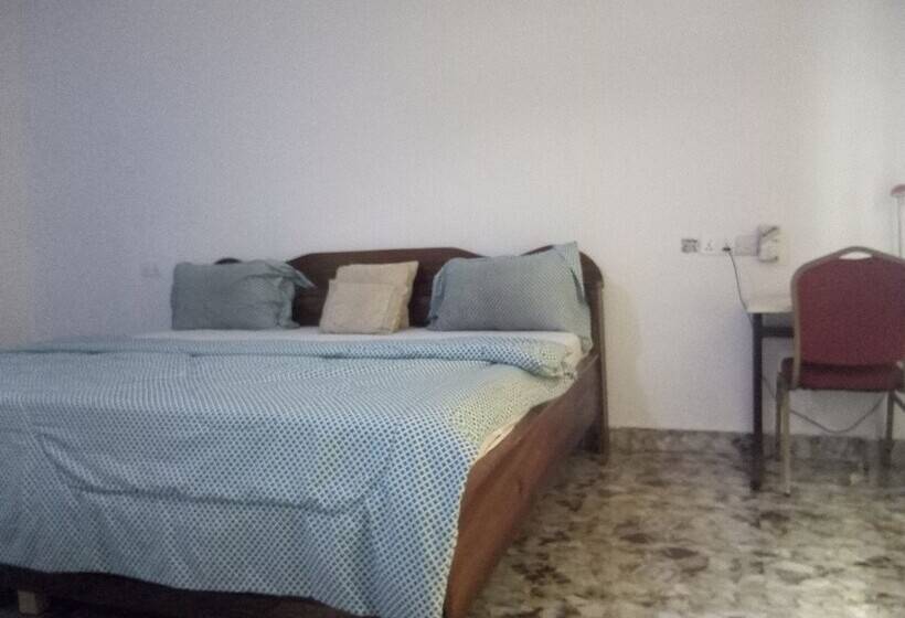 צימר Batavia Lodge