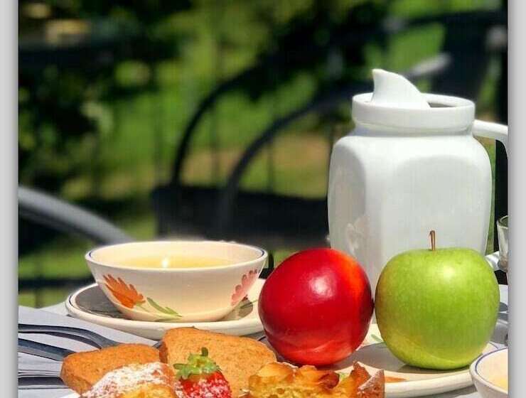 ベッドアンドブレックファースト Cascina Luvot