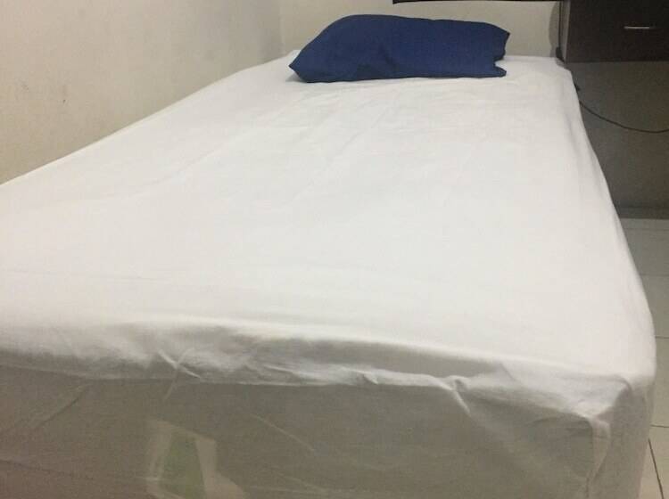 مبيت وإفطار Omah Yanto