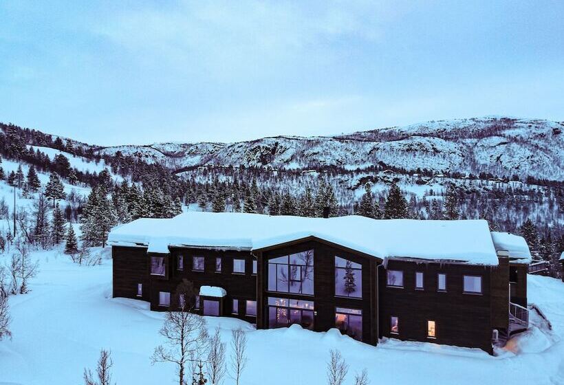 Bjørnfjell Mountain Lodge