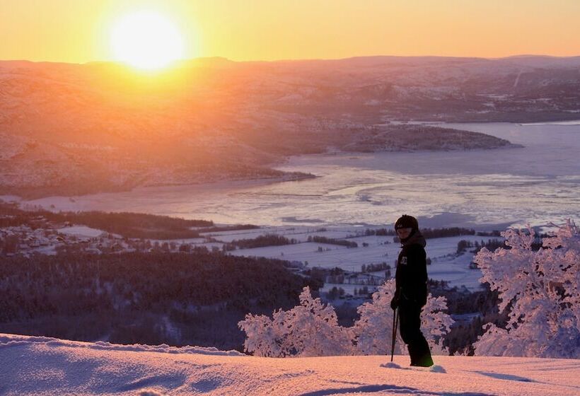 Bjørnfjell Mountain Lodge