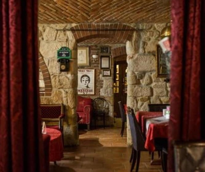 ホテル Ambasada Bolesławiec