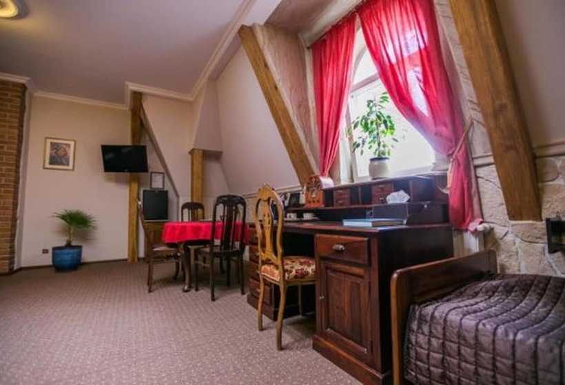 ホテル Ambasada Bolesławiec