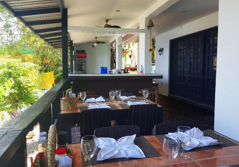 בית מלון כפרי Blue Ribbon Dive Resort