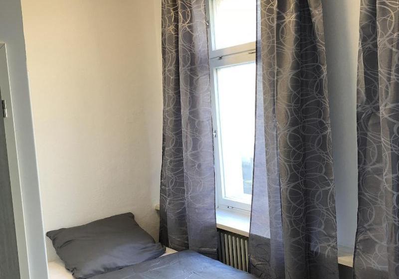 בית מלון כפרי Downtown City Privaterooms