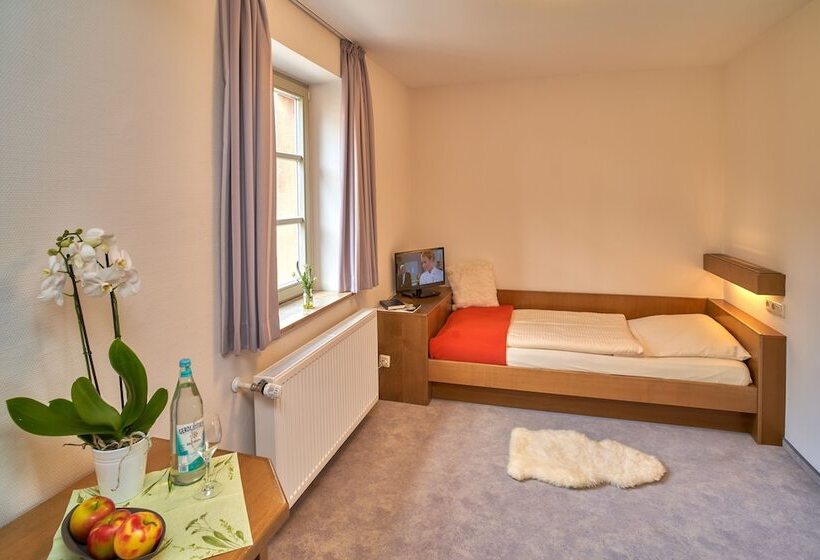 בית מלון כפרי Ebernburg