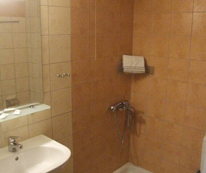 בית מלון כפרי George