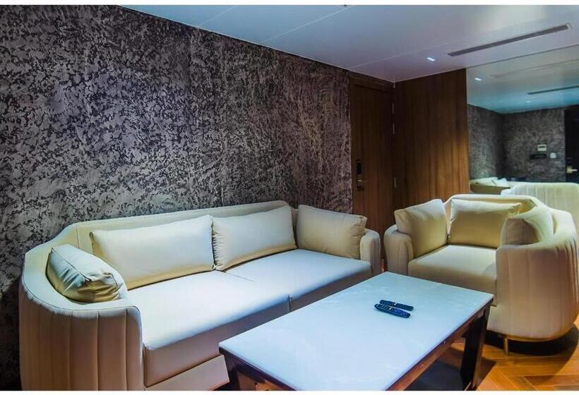 ホテル Grand Dhillon