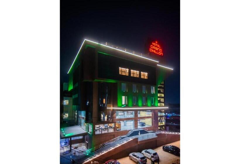 ホテル Grand Dhillon