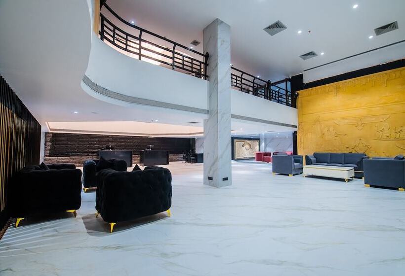 ホテル Grand Dhillon