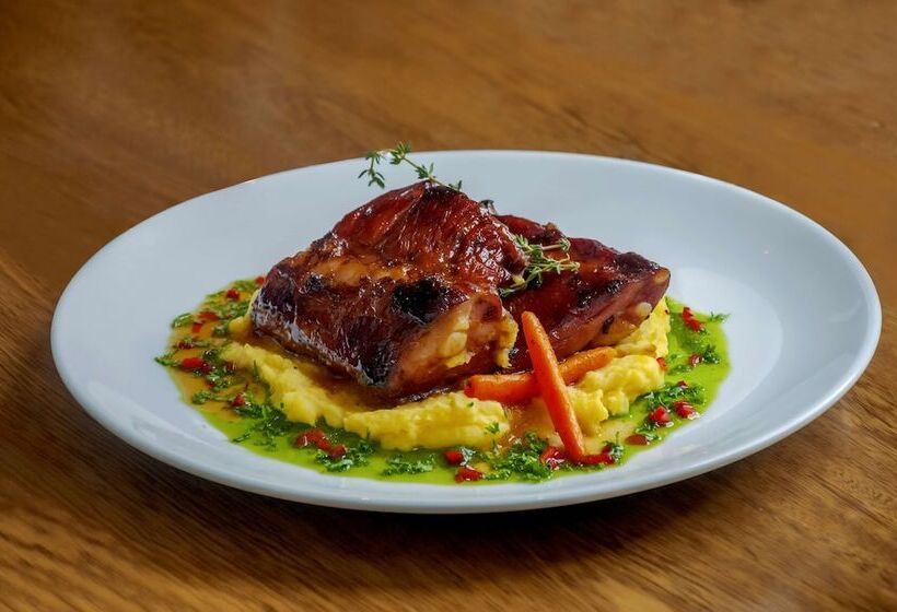 酒店 NH Cali Boulevard del Río