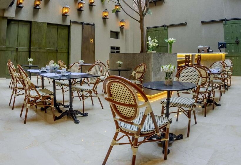 酒店 NH Cali Boulevard del Río