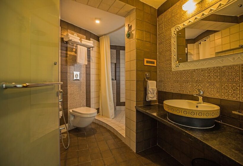 Отель Nirali Resorts