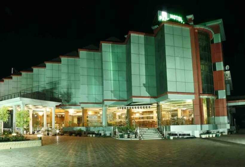 בית מלון כפרי Padmini Palace