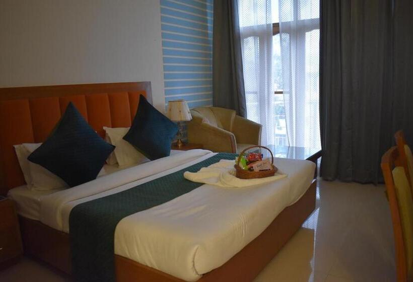 בית מלון כפרי Padmini Palace