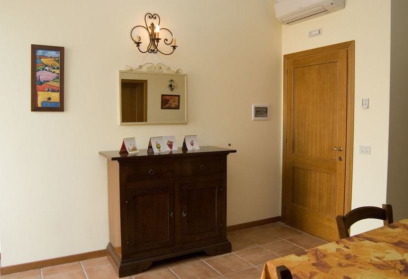 فندق ريفى Residence Le Veneri