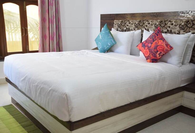 בית מלון כפרי Sky Light Royal Stay