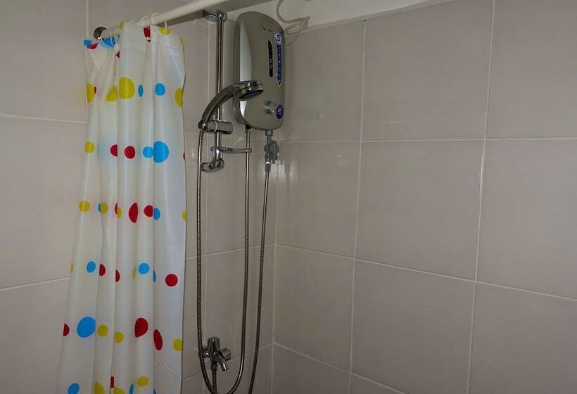 هتل Blue Abyss Resort