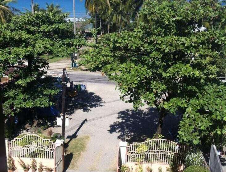 בית מלון כפרי Reddoorz @ Tondaligan Beach