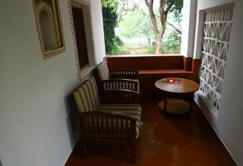 호텔 Tourist Village Khajuraho