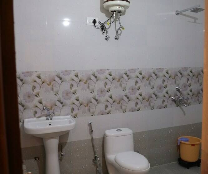 هتل Winter Mountain Resort