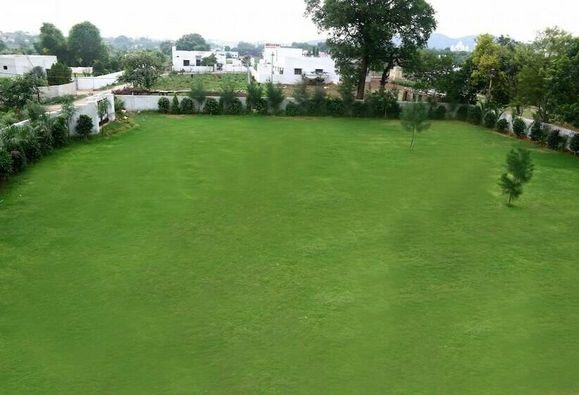 هتل Winter Mountain Resort