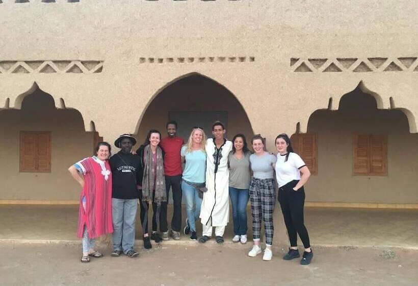 Khamlia Desert Bed & Breakfast