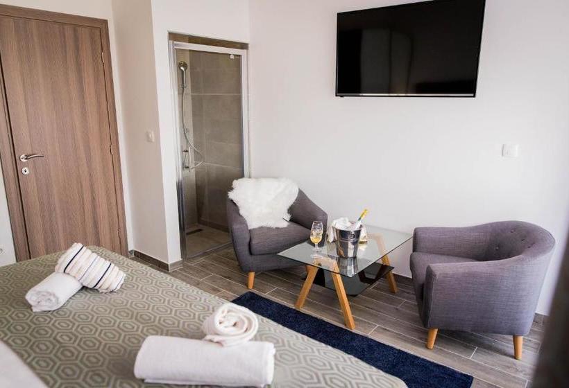 Lct Blue Lions Apartments