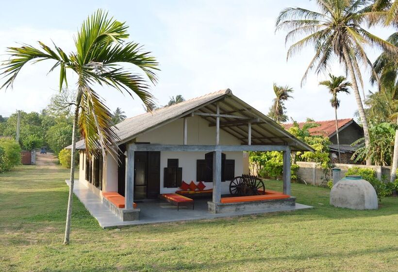 Ocean Cottage Kalametiya