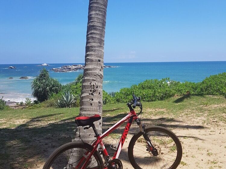 Ocean Cottage Kalametiya