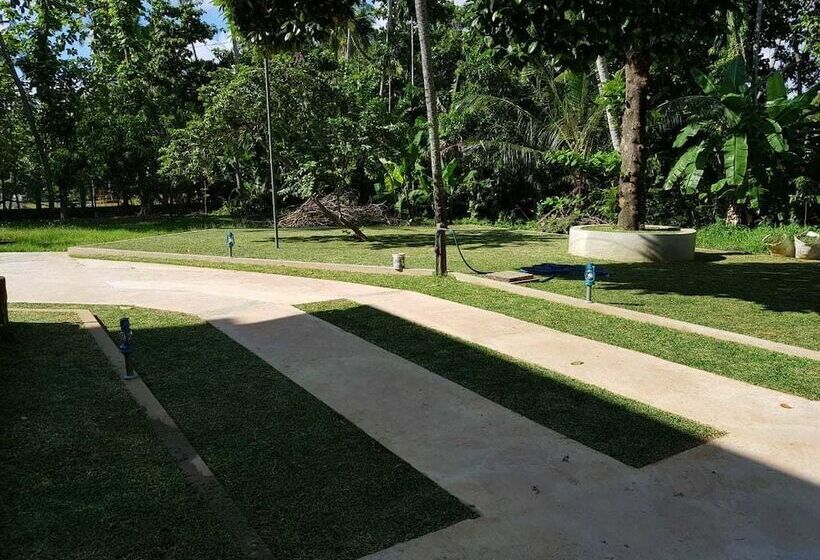 بنسيون Araliya Cottage